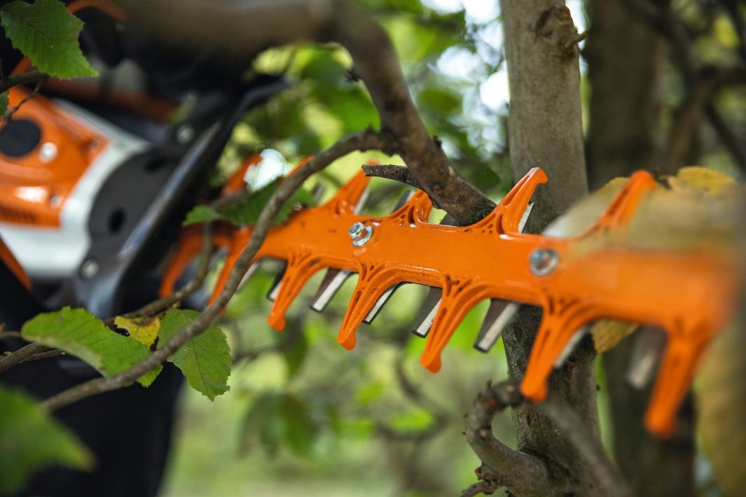 Taillehaies à batterie HSA 130R/60 cm Stihl — free download
